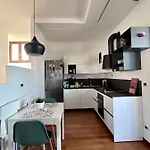 Isola Rovi Апартаменты *