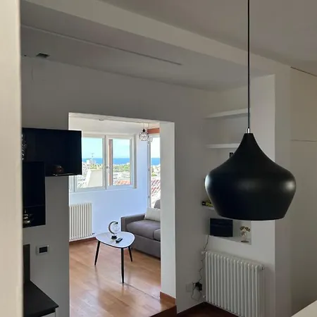 Isola Rovi Апартаменты Бари